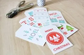 The most beautiful free printable gift tags to top off your holiday wrapping