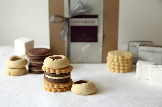Dear Mom: I love you more than a stack of Earl Grey cookies