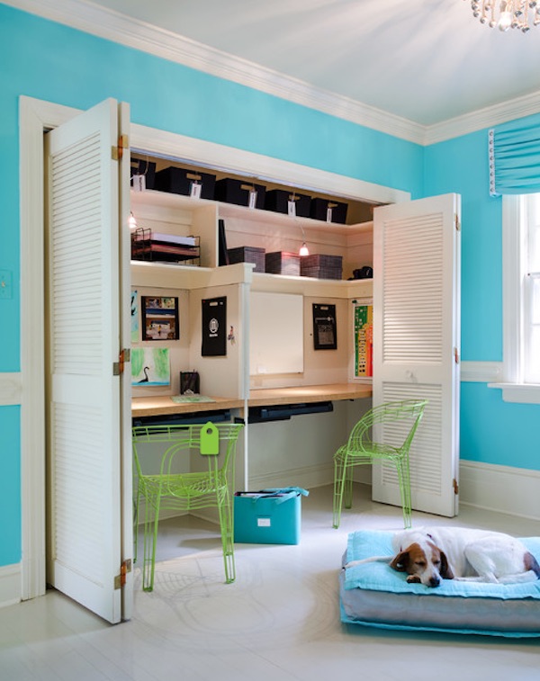 Kids' workspace ideas: Closet Workspace by Kathy Corbet Interiors Kids' workspace ideas: Closet Workspace by Kathy Corbet Interiors