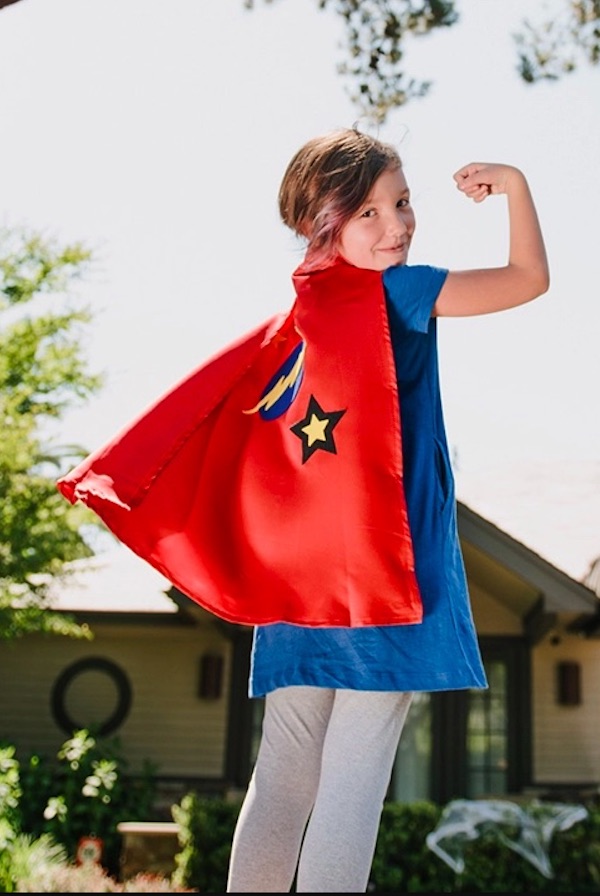 Kiwi Crate's DIY capes are under $15 Kiwi Crate's DIY capes are under $15