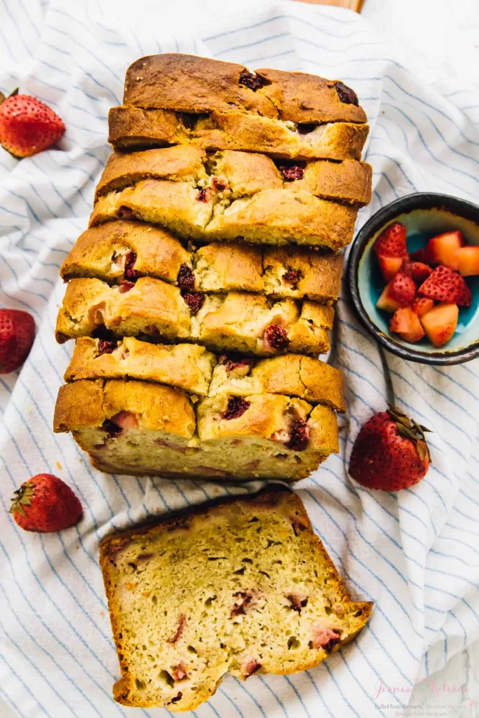 Vegan Strawberry-Banana Bread (recipe)