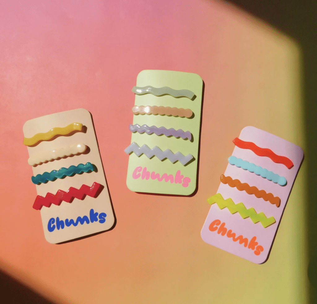 Hair accessories to help you grow out your hair: Chunks Bobby Pins Hair accessories to help you grow out your hair: Chunks Bobby Pins
