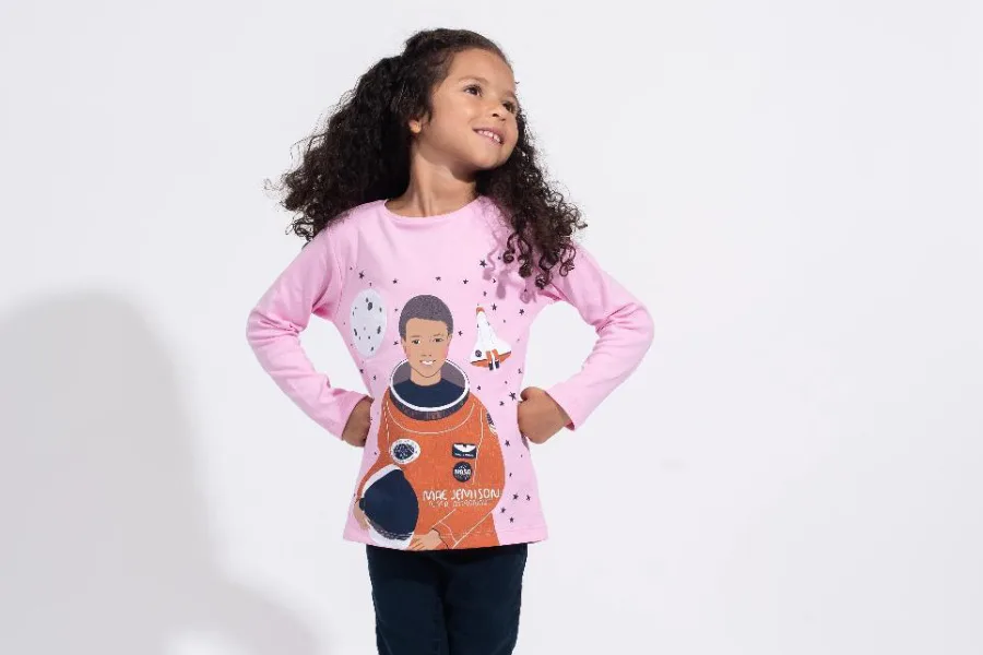Women trailblazer tees for kids: Mae Jemison