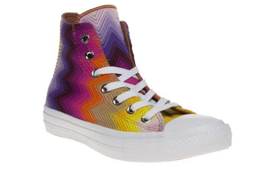 We love these new limited edition Missoni Converse Chuck Taylors! Cool?