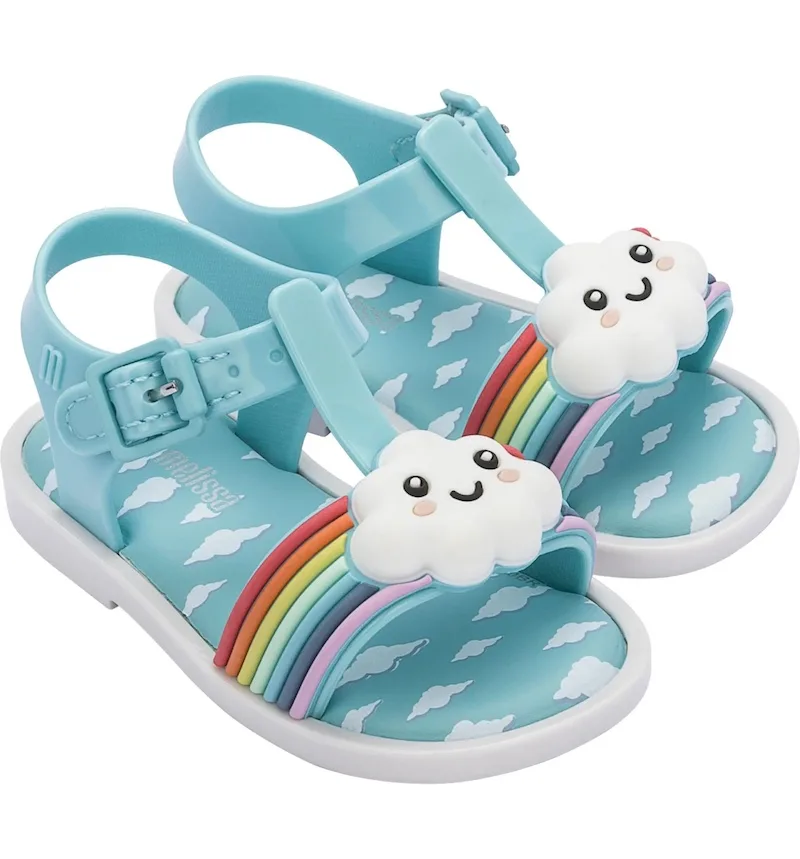 Jellies are back! Yassss, we love this rainbow sandal at Osh Kosh B'gosh
