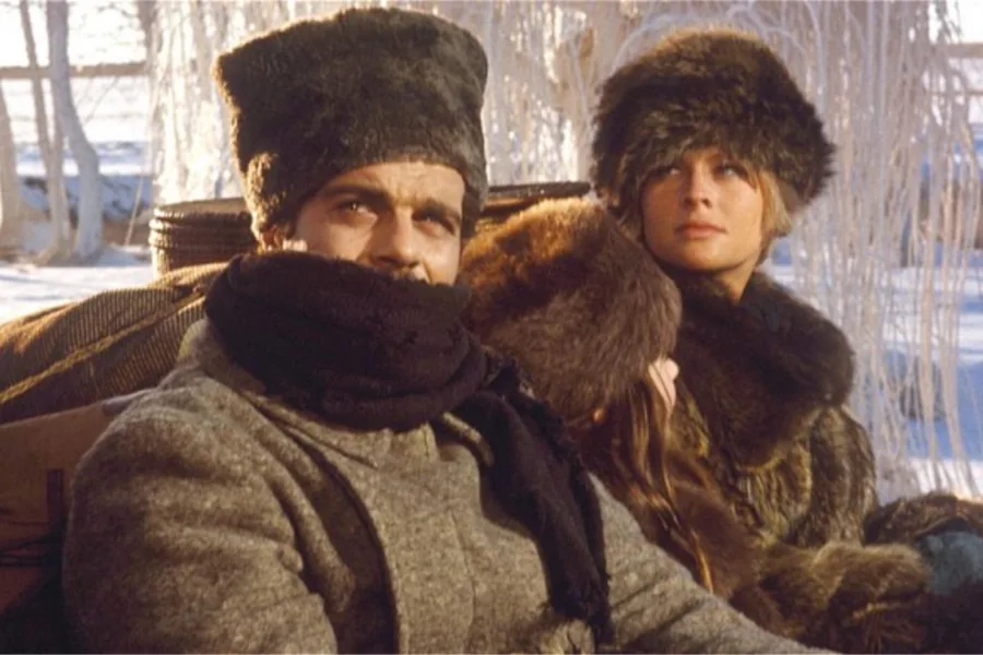 18 of the very best romantic movies streaming on Netflix, Amazon Prime, and Hulu in February