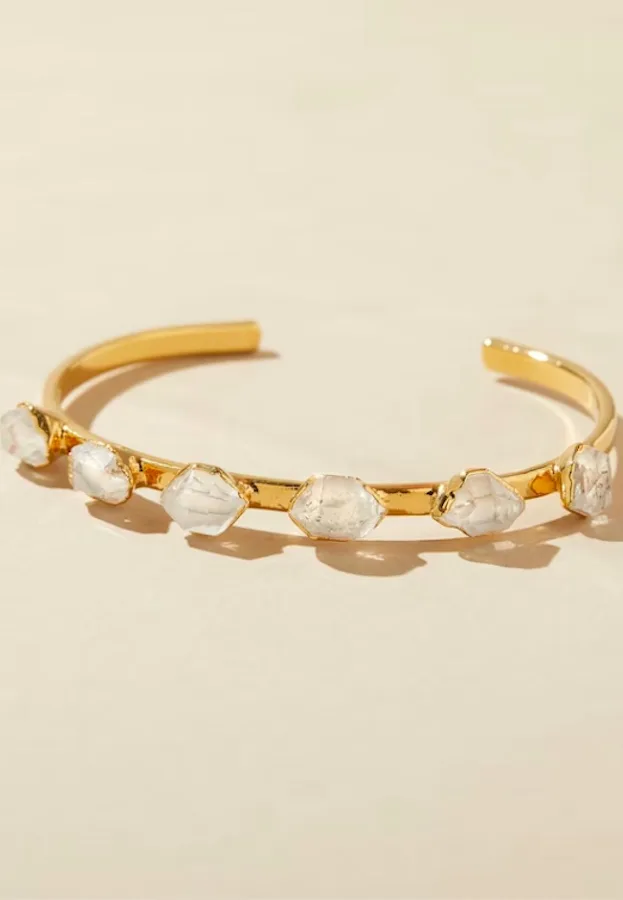 Best Valentine's Day gifts on Etsy for adults: pretty Danibarbe bracelet