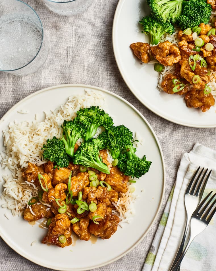 Trader Joe’s Mandarin Orange Chicken (Frozen)