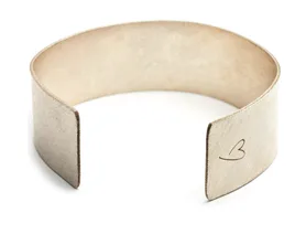 A cuff to love