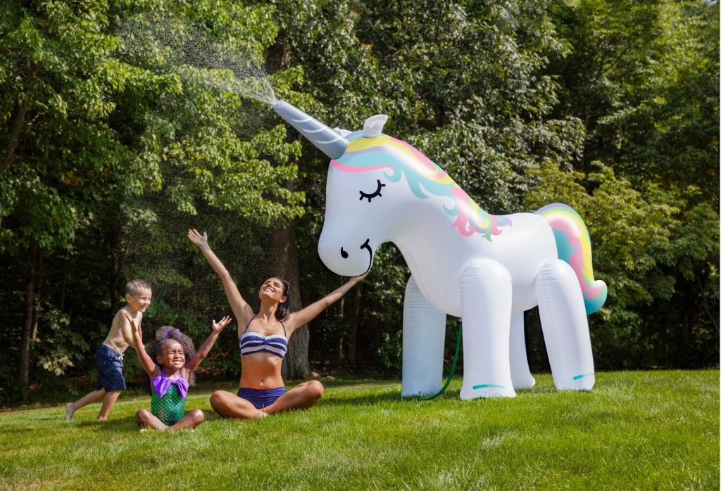 Giant Inflatable Unicorn Sprinkler (Amazon)