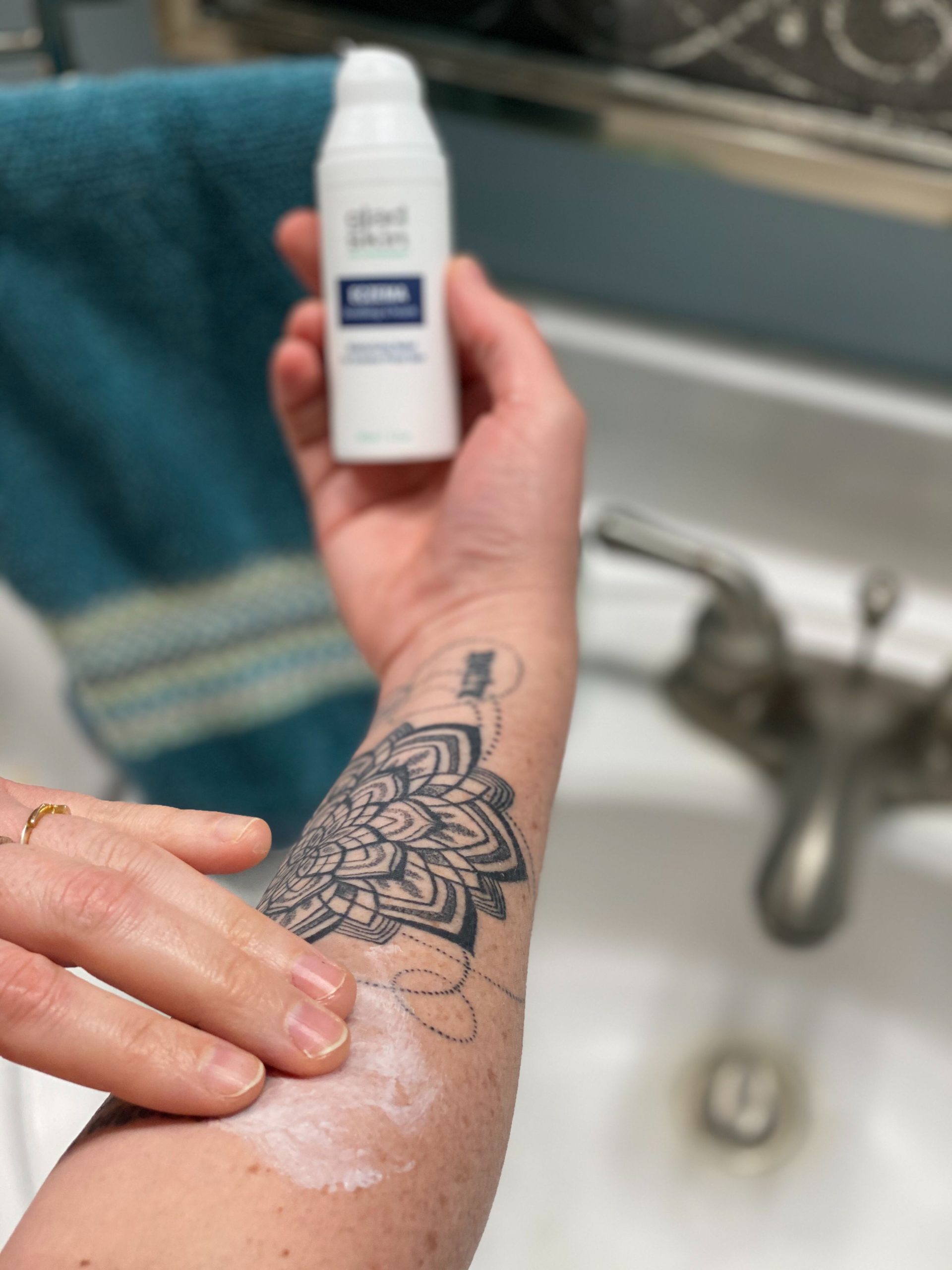 Gladskin provides quick eczema relief, without the harsh ingredients | sponsor Gladskin provides quick eczema relief, without the harsh ingredients | sponsor