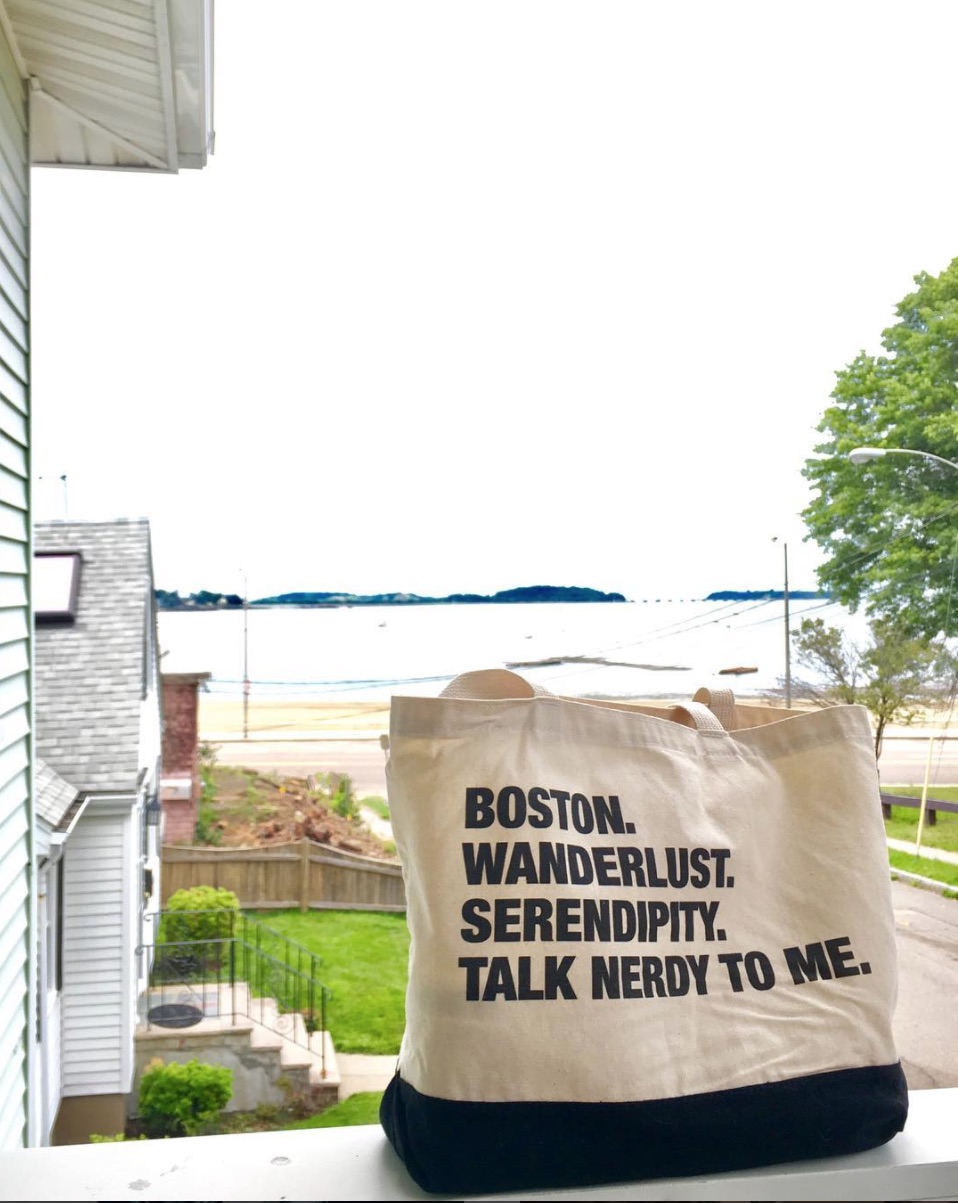 Holiday gift alert! Four Things Bags: Customized with four things that describe you, and profits benefit a great charity.