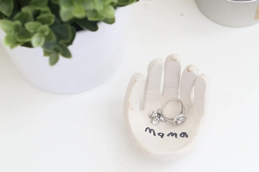 Handmade Mother's Day gifts from kids: Jewelry dish at Mama Papa Bubba
