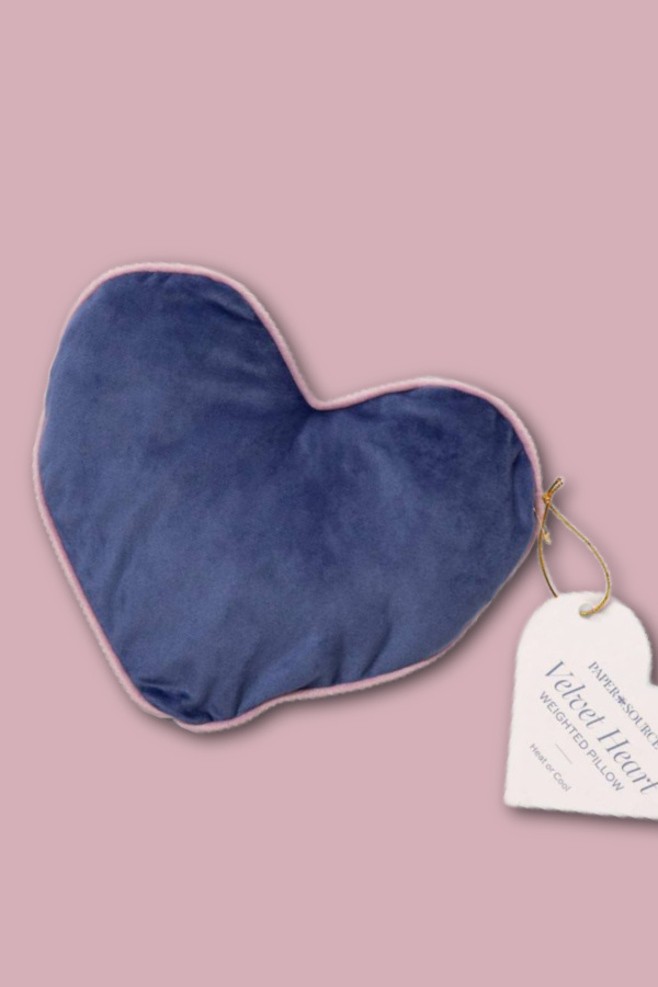 Best gifts for girlfriends: This heated, warming weighted heart pillow | Valentines Gifts Best gifts for girlfriends: This heated, warming weighted heart pillow | Valentines Gifts