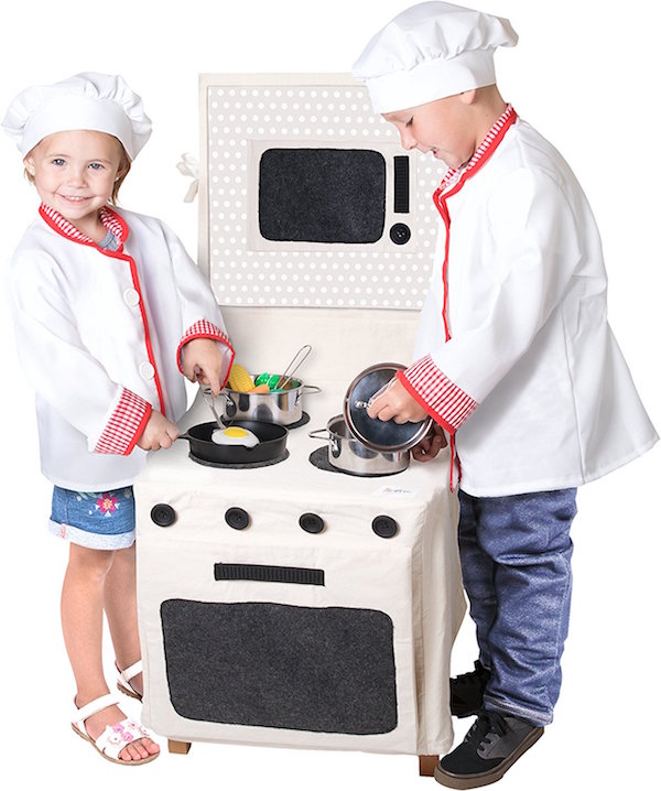 Fun summer toys: Pop-Oh-Ver Stove Set by Kangaroo | Sponsored Fun summer toys: Pop-Oh-Ver Stove Set by Kangaroo | Sponsored