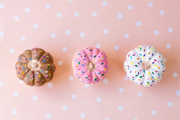 No-carve pumpkin decorating ideas: Painted donut pumpkins at Studio DIY