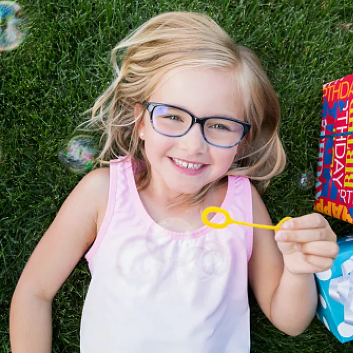 VSP Vision plans make an amazing gift to help save families money on eyesore (Sponsor)