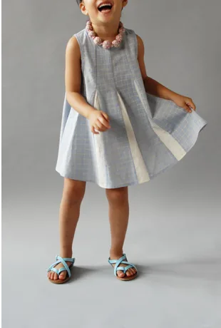 Wunway dresses turns every sidewalk into a runway for your girls. Or wunway?