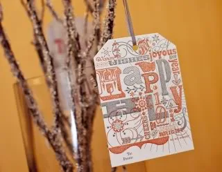 Gorgeous holiday tags that also help feed hungry kids