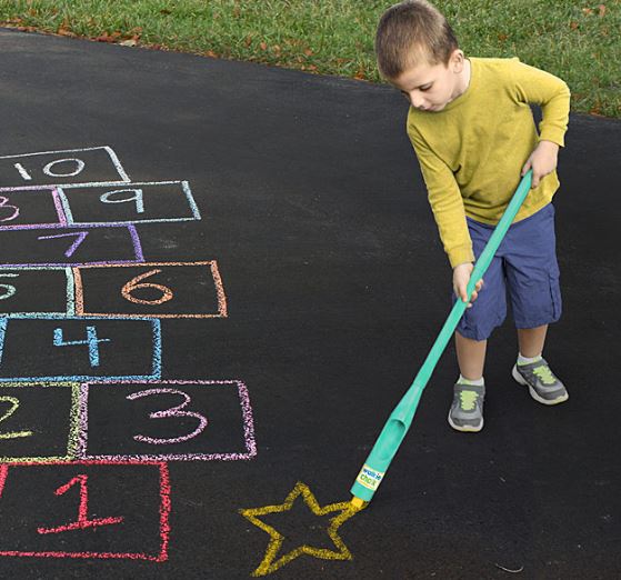 Walkie Chalk Sidewalk Chalk Holder