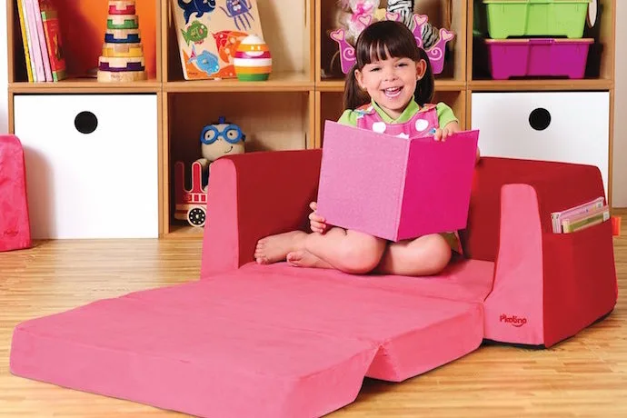 10 tips to make reading fun for young kids