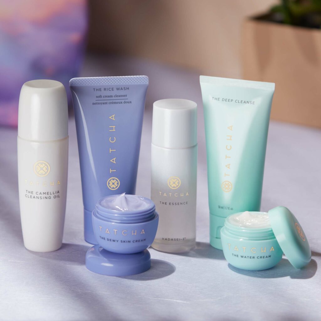 Tatcha Mini Favorites Gift Set makes an amazing beauty gift for a skincare fanatic
