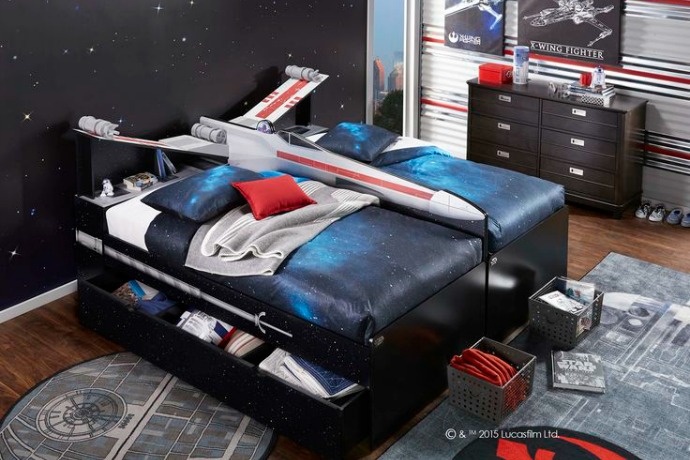 Star Wars X-Wing Twin Bed Set at Rooms to Go : Splurge gifts for kids | Cool Mom Picks Holiday Gift Guide 2016