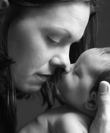The Next Best Thing to Annie Liebowitz Popping By the Maternity Ward