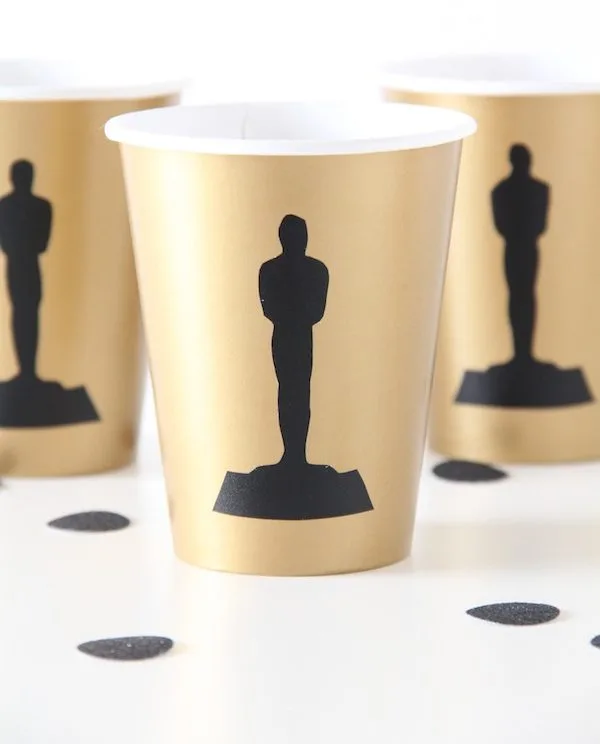 2018 Oscars party ideas: DIY Oscars Party Cups by And We Play