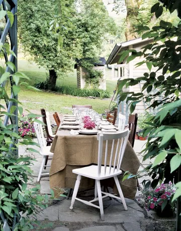 Purple Trail makes anybody a professional party planner