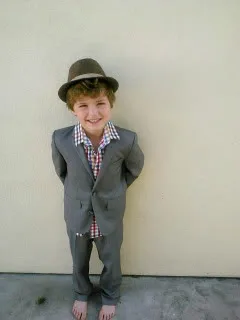 Cool suits for little boys? They exist!