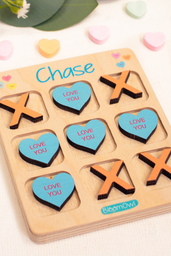 Personalized Valentine’s Tic Tac Toe Game (Etsy, Bloom Owl)