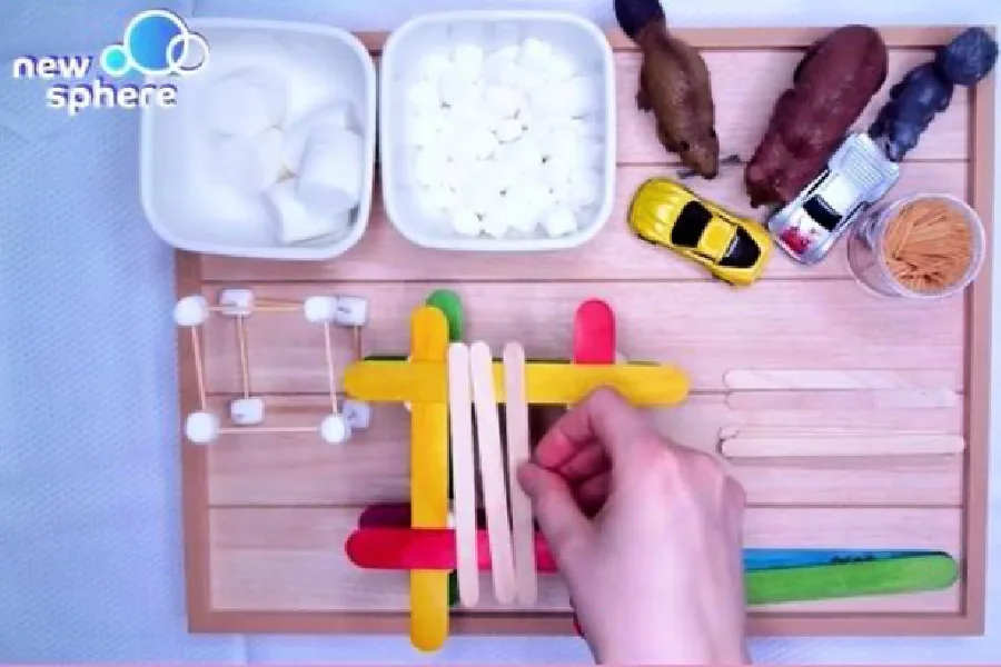 New Sphere online preschool curriculum builds core skills and helps socialize early learners right from home