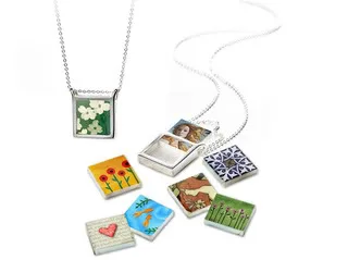 The mood necklace
