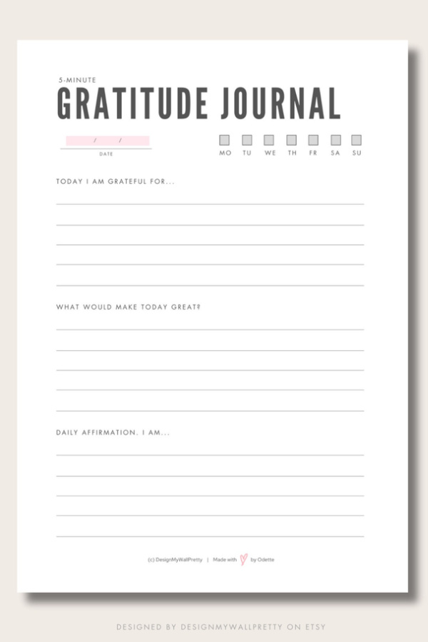Printable gratitude journal templates that help you set intentions for each day | via Design My Wall Pretty Printable gratitude journal templates that help you set intentions for each day | via Design My Wall Pretty