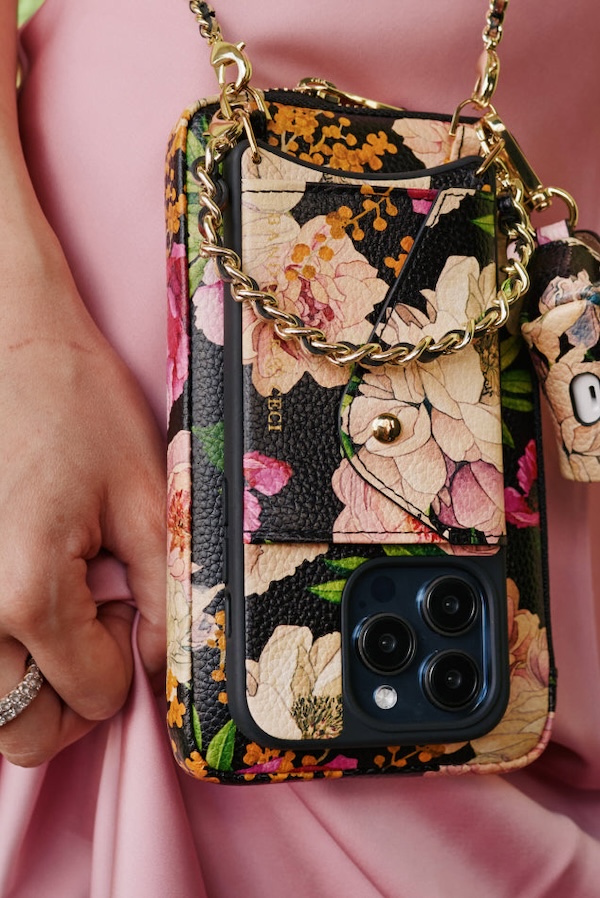Hands-Free Crossbody Phone Case (Bandolier)