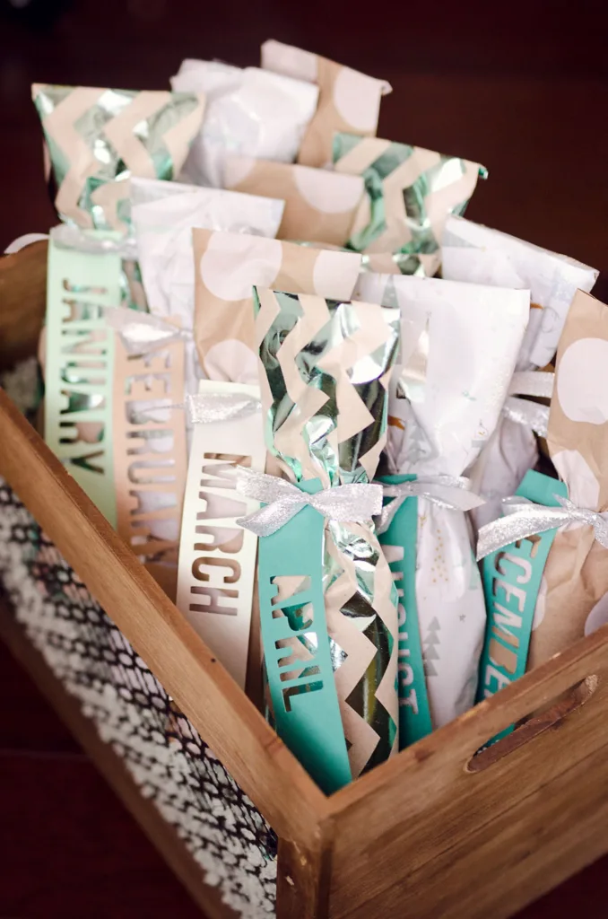 DIY Wine of the Month Gift Basket (inspiration)
