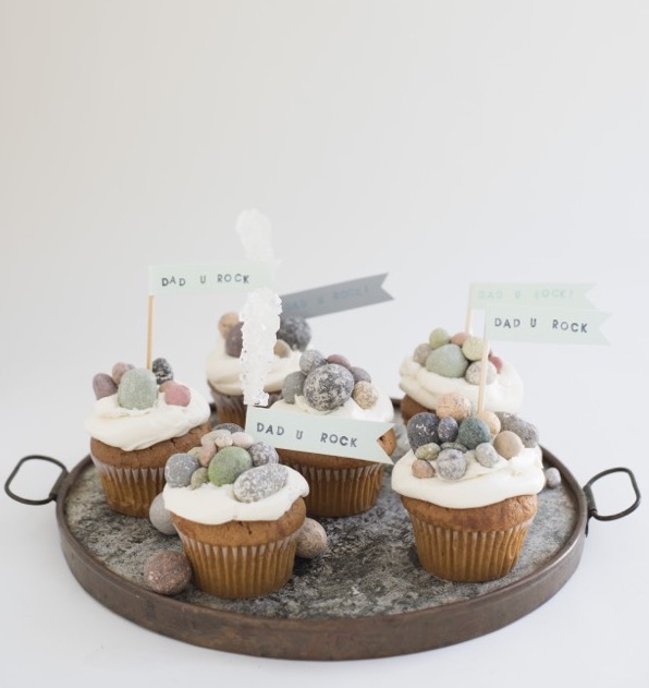 "Dad U Rock" Cupcake Kit (edible candy rocks)